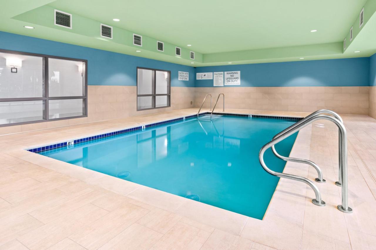 Holiday Inn Express & Suites - Suisun City By Ihg Exteriér fotografie