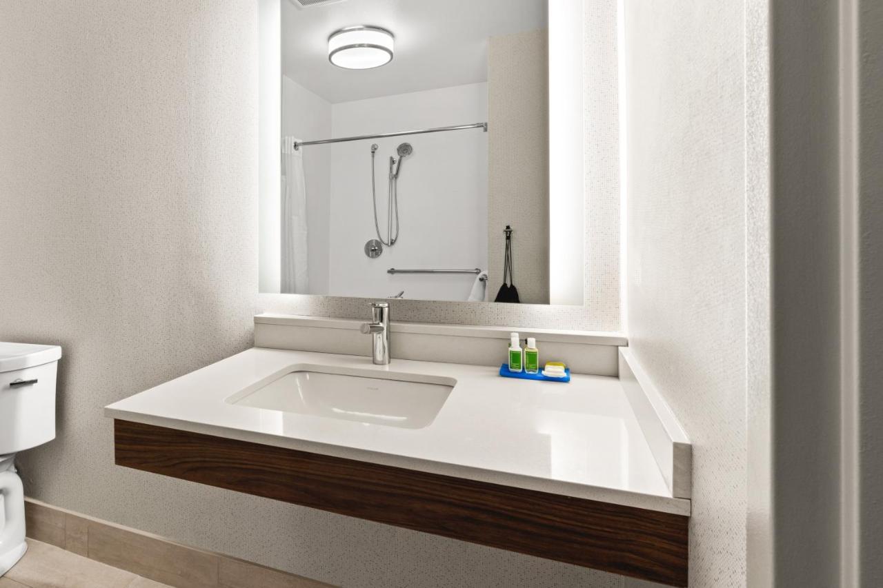 Holiday Inn Express & Suites - Suisun City By Ihg Exteriér fotografie