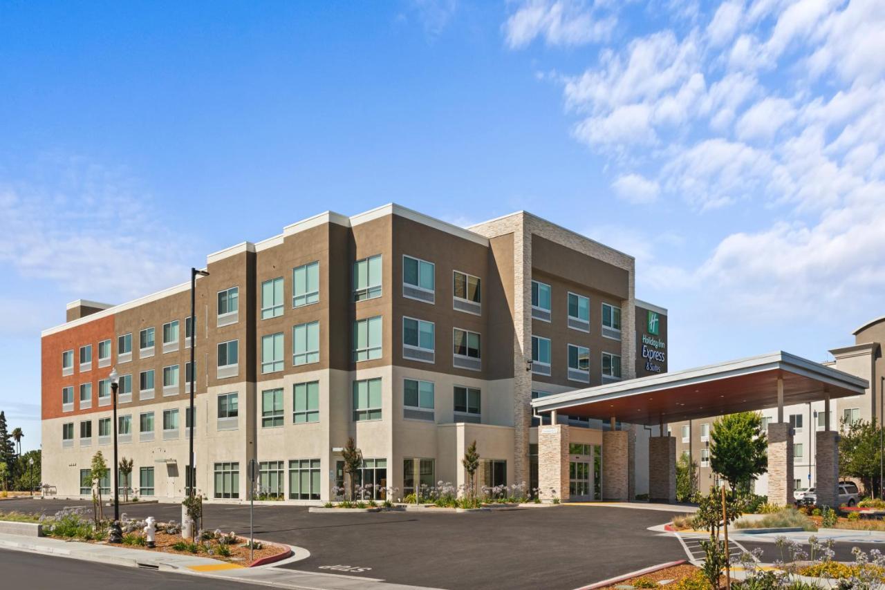 Holiday Inn Express & Suites - Suisun City By Ihg Exteriér fotografie