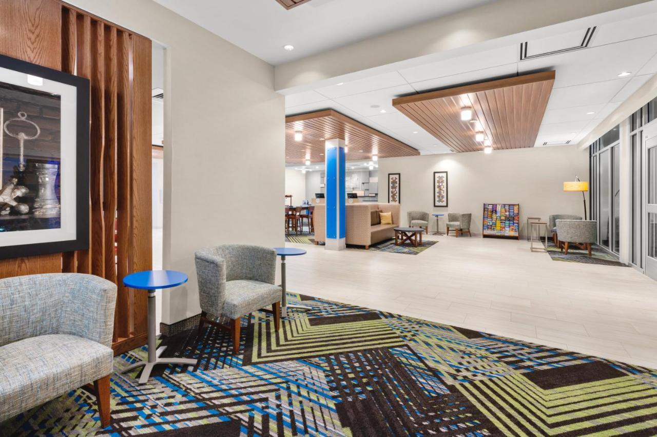 Holiday Inn Express & Suites - Suisun City By Ihg Exteriér fotografie