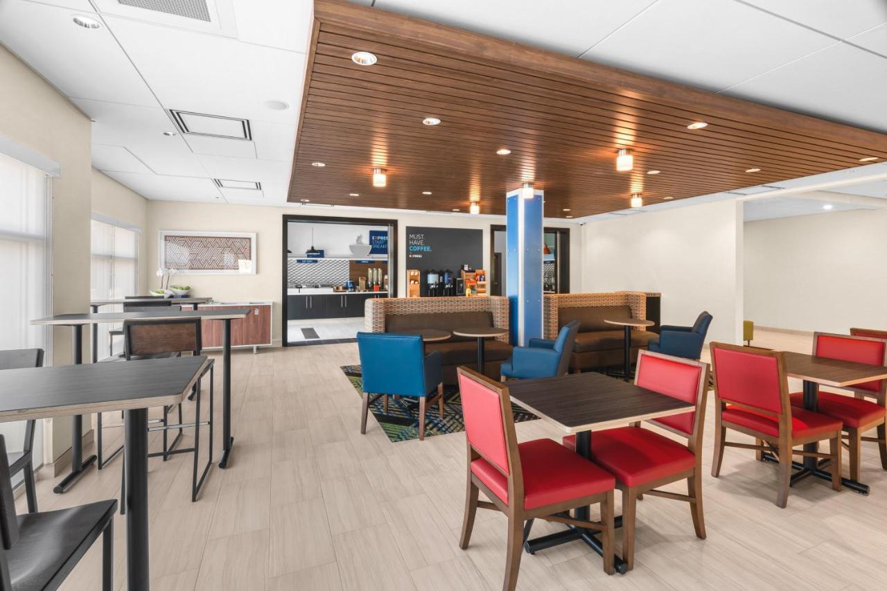 Holiday Inn Express & Suites - Suisun City By Ihg Exteriér fotografie