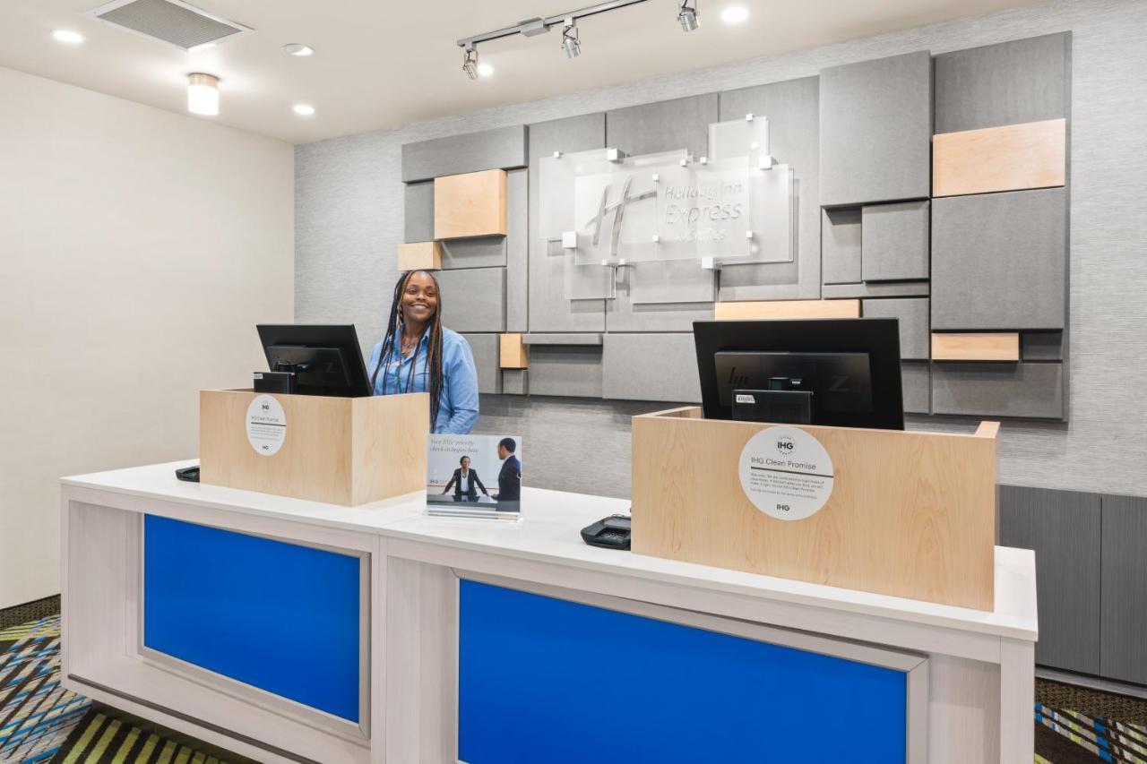 Holiday Inn Express & Suites - Suisun City By Ihg Exteriér fotografie