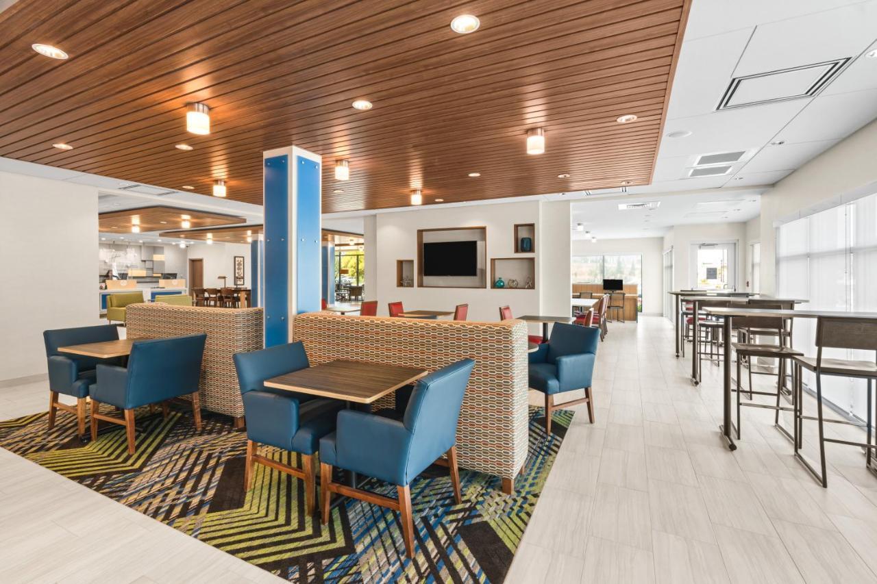 Holiday Inn Express & Suites - Suisun City By Ihg Exteriér fotografie